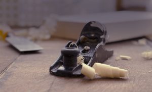 Hand planer with soft curl of wood