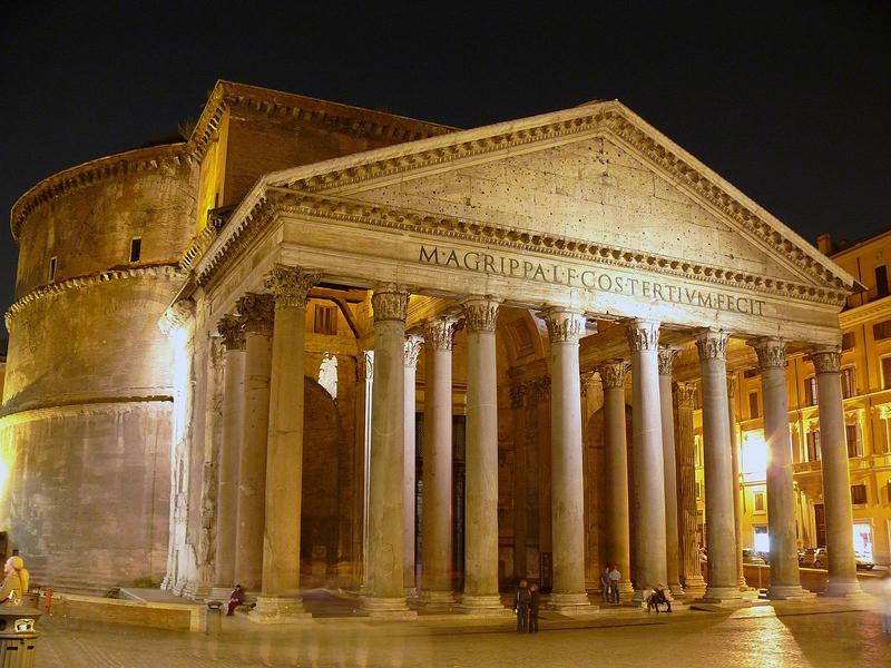 Pantheon_by_night